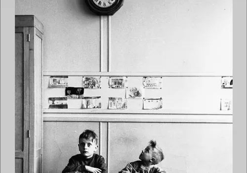 Mercredi-lecole-cest-fini-horloge.jpg